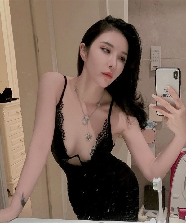 新加坡模特预约微信